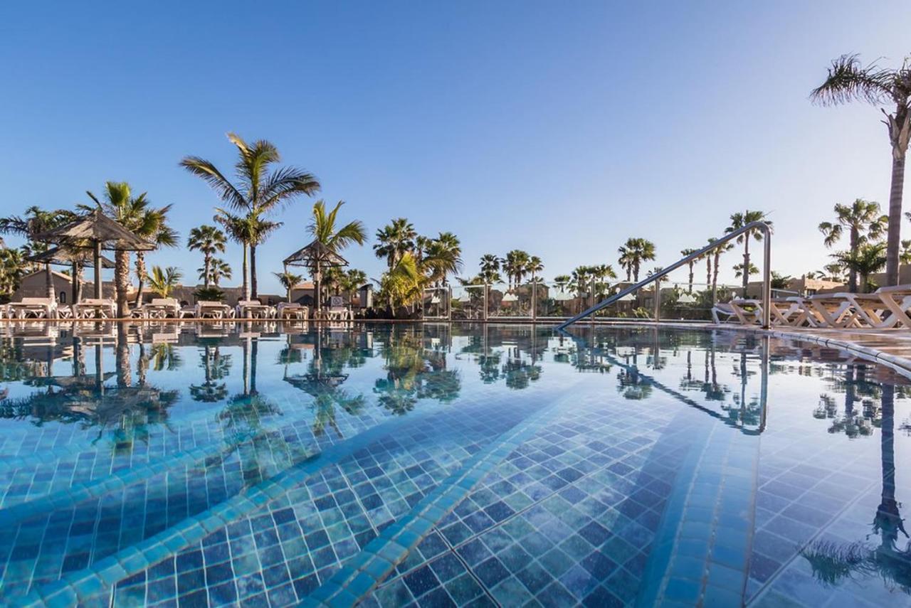 Family Apartment With Pool View - Oasis Duna Resort Corralejo Exterior photo